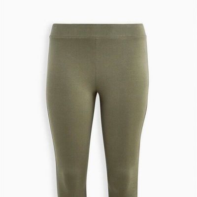 Torrid Leggings 3X (22-24) Olive Green Cropped Plus Size Capri Stretch Pants NWT