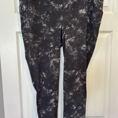 Lululemon Swift Speed HR Tight 28” Luxtreme Black Aquila Black Multi Size 20