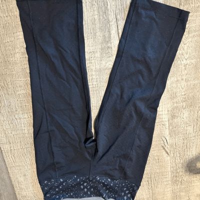 Lululemon women’s cropped leggings size 6