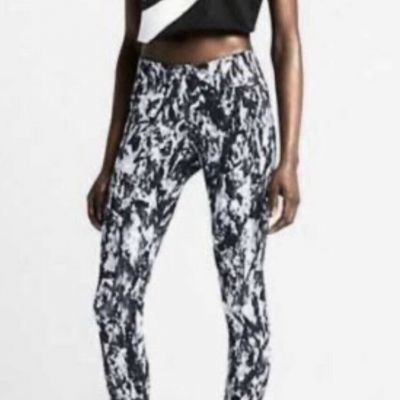 Nike Leg-a-See Mishmash Print Tights Style: 643047-060 black/white size XS