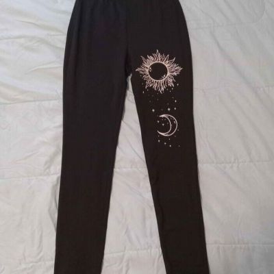 Womens Moon and Sun Leggings size Medium