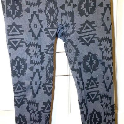 Gray Aztec Plus Size Leggings, 2/3x