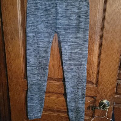 One Step Up Leggings Size Small