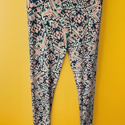 Lularoe Leggings Butter Soft Sz Tall & Curvy Geometric Pink Mint Green