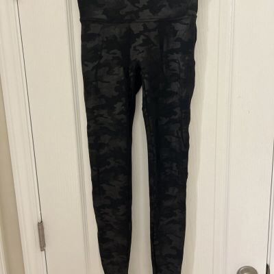 spanx faux leather leggings medium