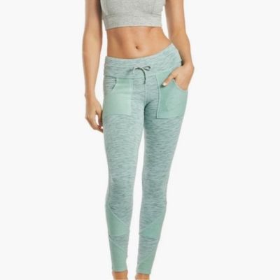 Free People Movement NWT Kyoto Workout Leggings Faded Jade Size XS Pockets Green