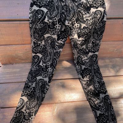 New Maurice Paisley Print Small Leggings