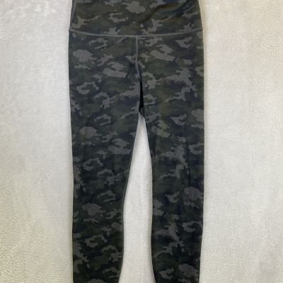 Fabletics PowerHold High-Waisted High Rise Capri Leggings Women' s Medium Camo